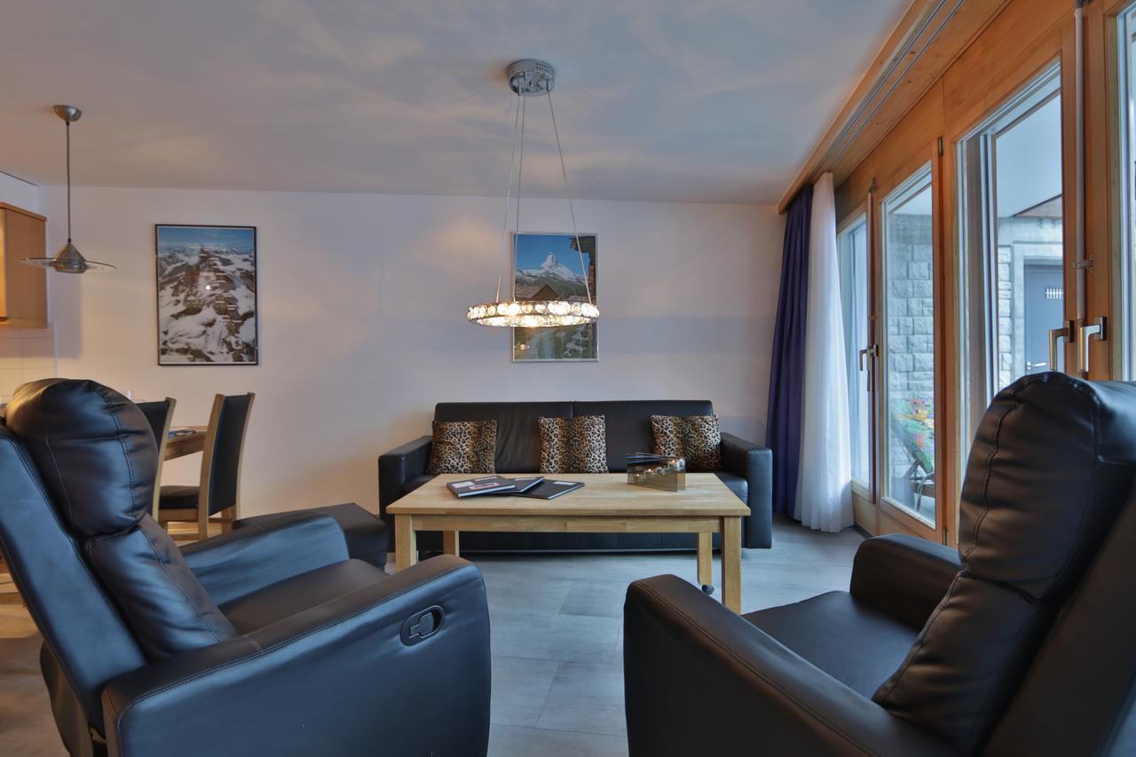 Ferienwohnung Steinmattstrasse Zermatt Bagian luar foto